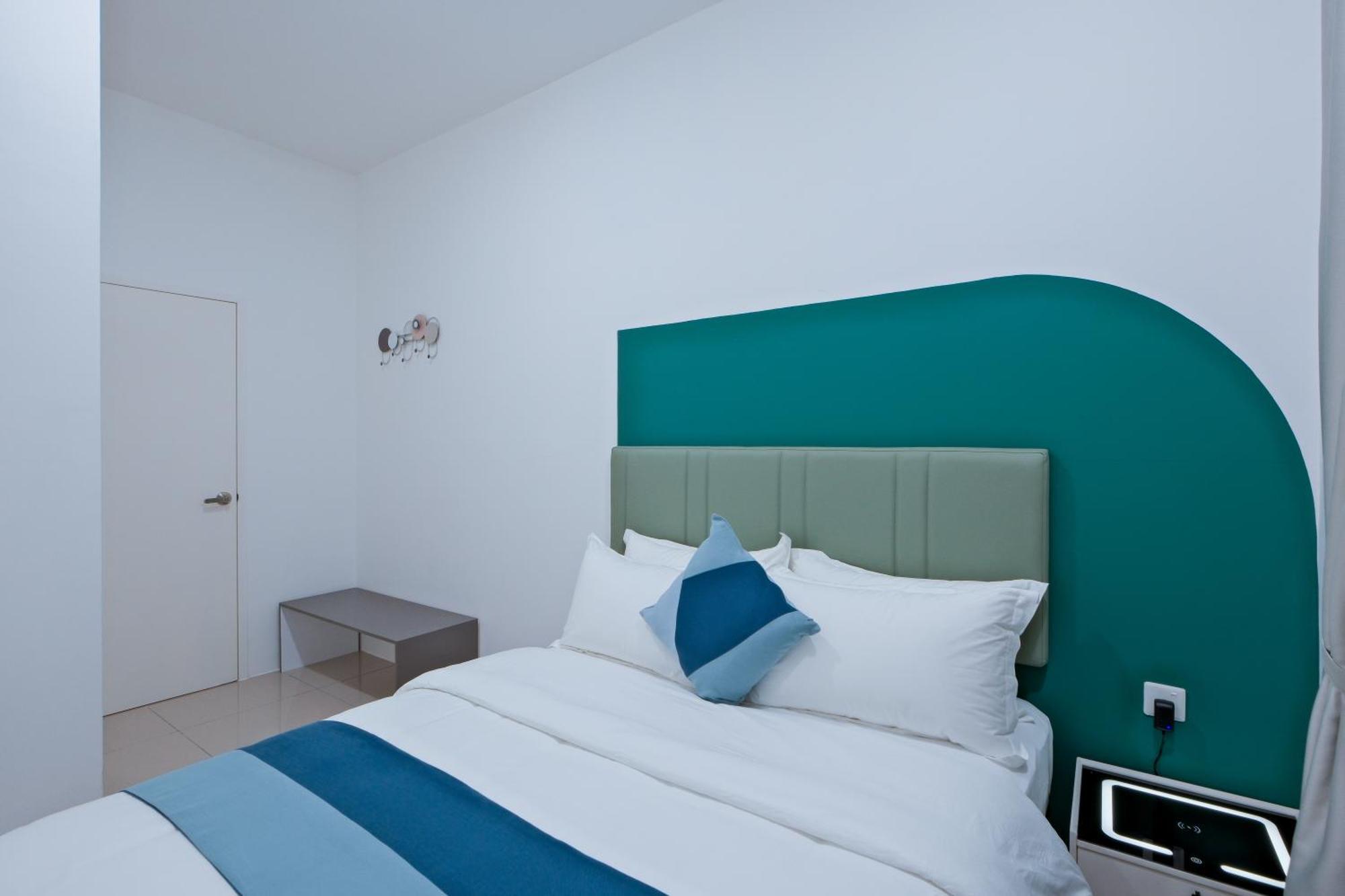 Hotel G Sky 4*