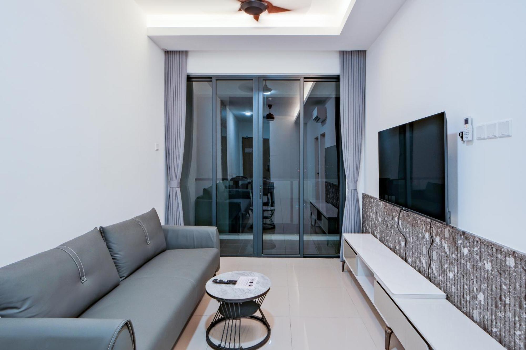 G Sky Hotel 4*