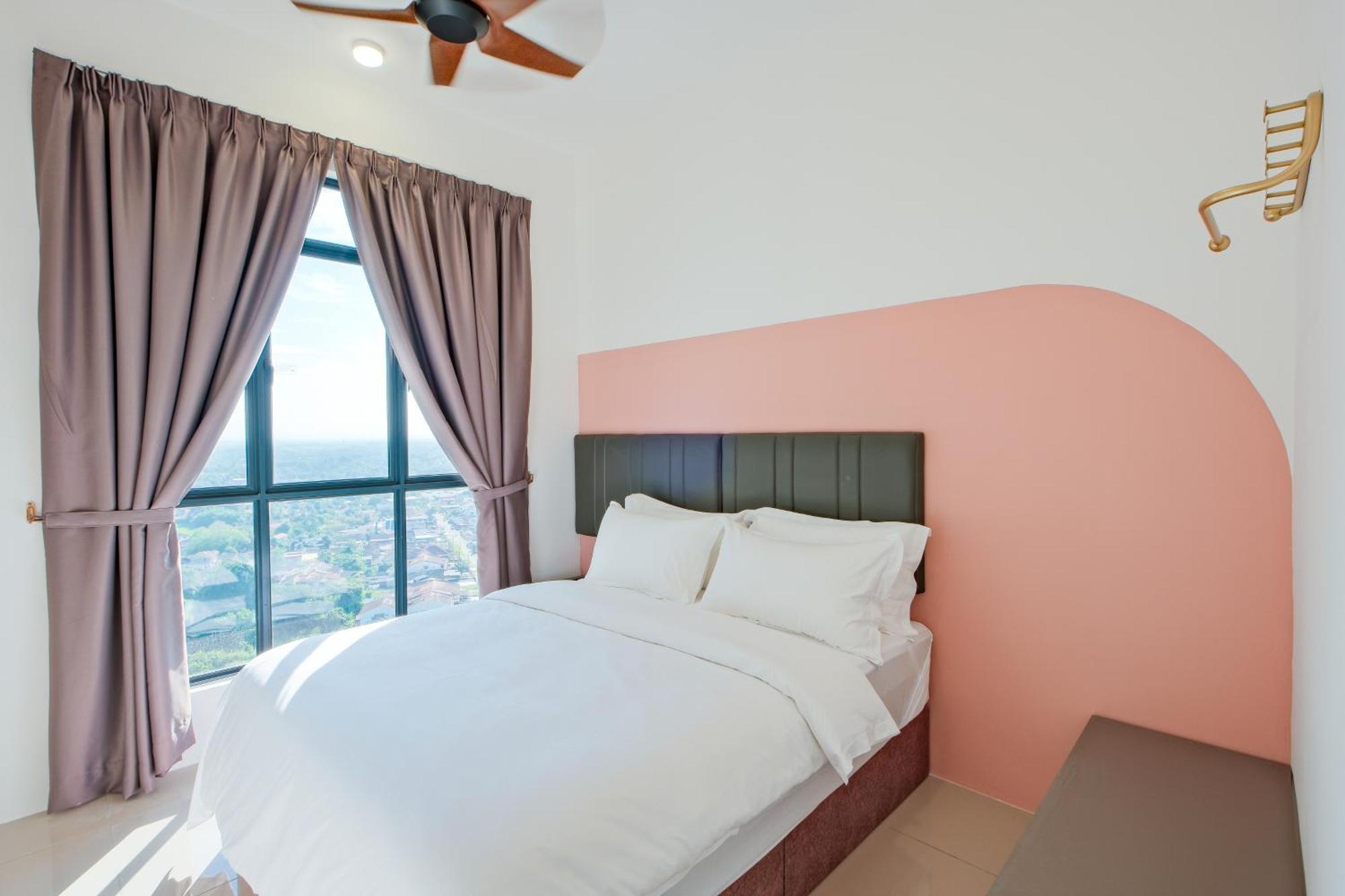 Hotel G Sky 4*